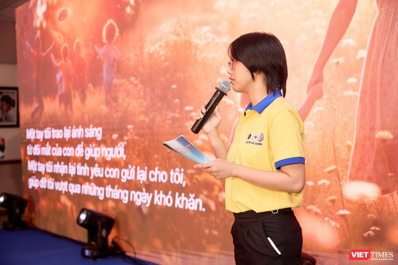 Chị Nguyễn Trần Thuỳ Dương - mẹ của bé Nguyễn Hải An qua đời năm 2018 đã hiến giác mạc để 2 người mù tìm lại được ánh sáng VT_ Me Hai An.jpg