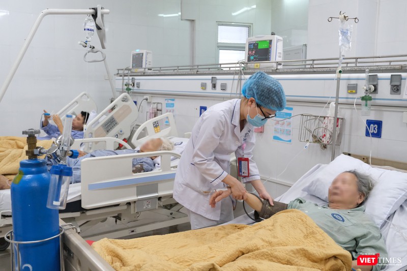 Thanh toán trực tiếp thuốc và vật tư sẽ bảo đảm quyền lợi của người tham gia BHYT VT_4.JPG