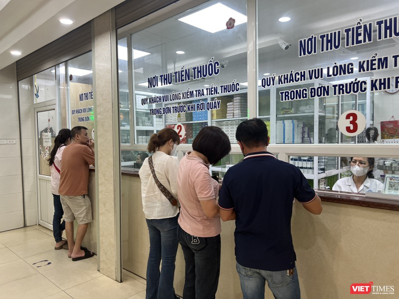 Hệ thống đơn thuốc điện tử giúp nhà thuốc giảm 3-6 phút/lần bán thuốc VT_Nha thuoc.JPG
