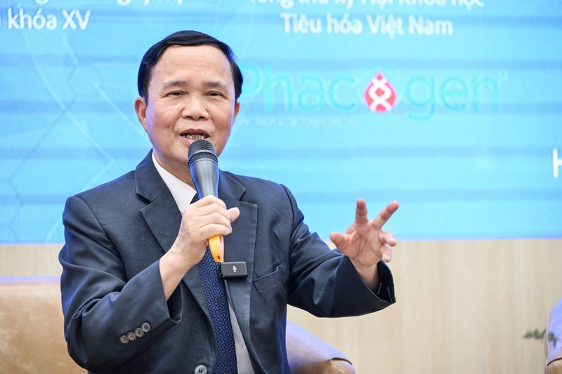 PGS.TS Vũ Văn Khiên lo lắng vì UTĐTT đang trẻ hoá Khien 1.jpg