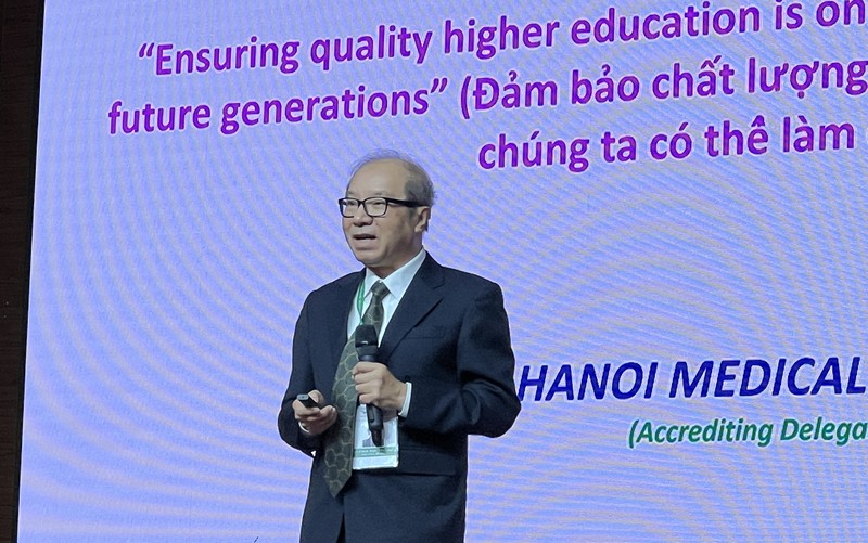 GS Bành Tiến Long: Rất nhiều sinh viên Trường ĐHYHN có bài báo nghiên cứu quốc tế. GS Long.JPG