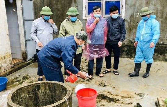 Phòng bệnh mùa mưa lũ ở Hà Tĩnh. Ảnh: Sở Y tế Hà Tĩnh 1.jpg
