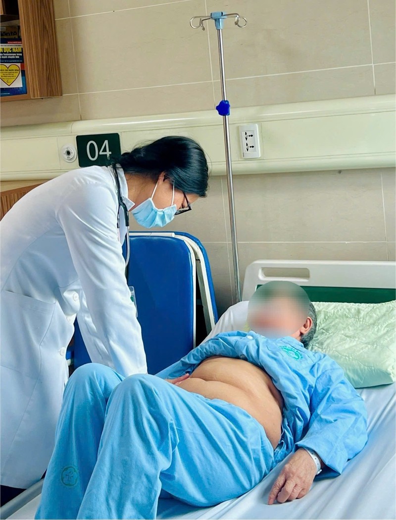 Kiểm tra sức khoẻ cho bệnh nhân ung thư IMG_7325.JPG