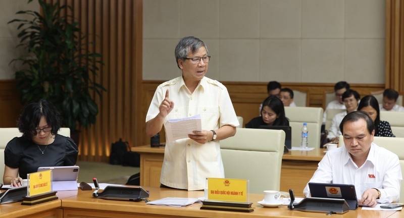 GS Nguyễn Anh Trí đề nghị tạo điều kiện để y tế tư tham gia cung cấp dịch vụ công. Ảnh: VGP/Đức Tuân ong-nguyen-anh-tri-1751973530265350464762.jpg