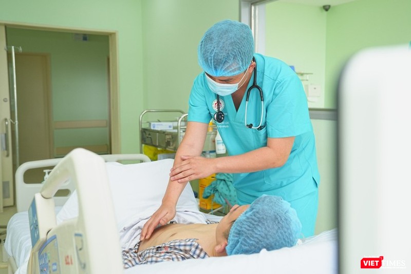 Một nạn nhân ăn sâu ban miêu phải cấp cứu vt-108a-1240.jpg