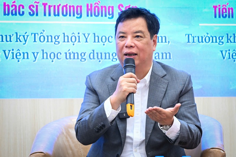 TS.BS Trương Hồng Sơn khuyến cáo lựa chọn ản phẩm bổ sung phải minh bạch TS Sơn.jpg
