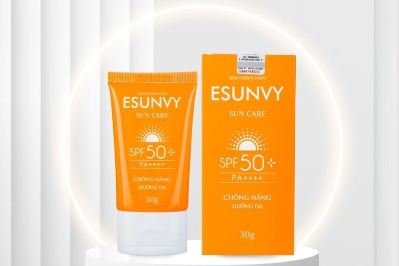 Kem chống nắng Esunvy Sun Care SPF 50+ phải tạm ngừng lưu thông kem-chong-nang-esunvy__1__c39ca2e3ba784f5db89fdef47b7a9785.jpg