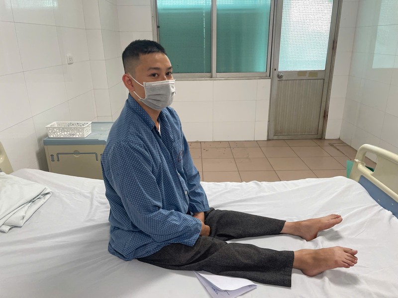 Người đàn ông mắc hội chứng “bụng quả mận khô” - dị tật bẩm sinh cực kỳ hiếm gặp z7102191262424_1d2353358f1cf1d5b32342d4638fd46c.jpg