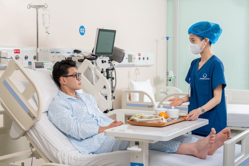 Điều dưỡng chăm sóc người bệnh 2.jpg