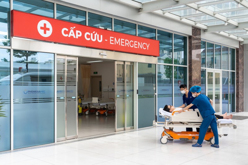 Điều dưỡng phải có mặt ngay khi bệnh nhân vào viện 3.jpg