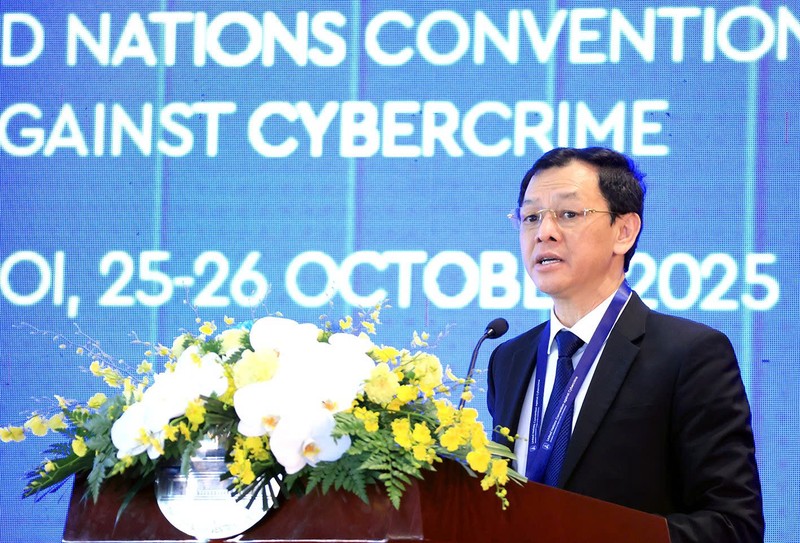 Thứ trưởng Nguyễn Tri Thức nhấn mạnh trong kỷ nguyên số, bảo vệ trẻ em là nhiệm vụ của toàn xã hội. z7156504704624_395f5d8e19f06c4f1b1c26b9b9ebfc9c.jpg
