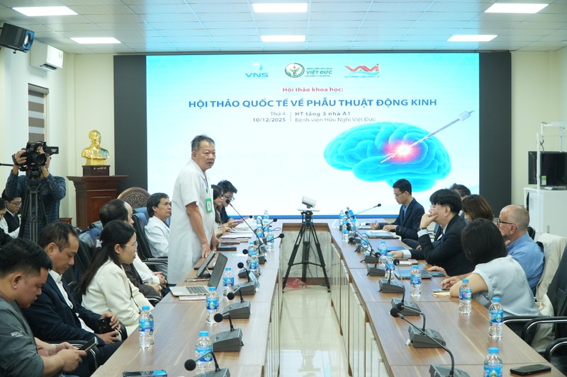 PGS.TS.BS Dương Đức Hùng - Giám đốc Bệnh viện Hữu nghị Việt Đức.JPG