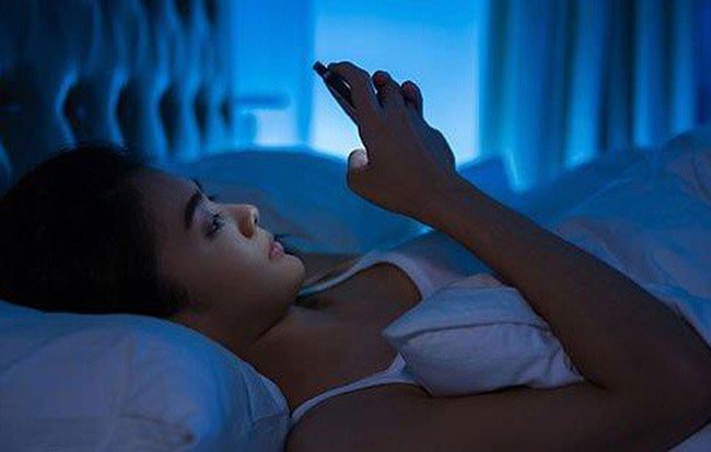 Điều chỉnh độ sáng màn hình phù hợp với mắt Điều chỉnh độ sáng màn hình phù hợp với mắt