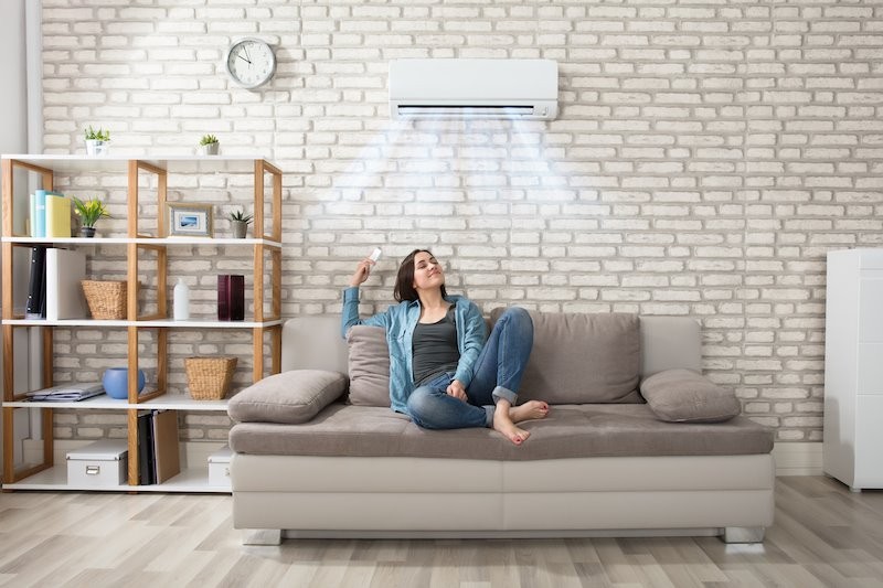 Chọn đúng công suất phù hợp với diện tích phòng giúp máy lạnh hoạt động hiệu quả hơn. Chọn đúng công suất phù hợp với diện tích phòng giúp máy lạnh hoạt động hiệu quả hơn.