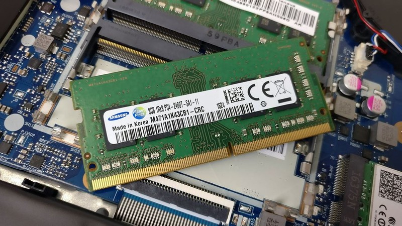 RAM 4 GB sẽ khá thiếu vì các ứng dụng đang phình to và yêu cầu nhiều tài nguyên. Ảnh: ZDNet. RAM 4 GB sẽ khá thiếu vì các ứng dụng đang phình to và yêu cầu nhiều tài nguyên. Ảnh: ZDNet.