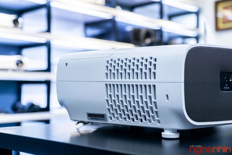 BenQ ra mắt hai mẫu máy chiếu 4K UHD, tích hợp công nghệ Cinematic Color giá từ 60 triệu ảnh 14 BenQ ra mắt hai mẫu máy chiếu 4K UHD, tích hợp công nghệ Cinematic Color giá từ 60 triệu ảnh 18