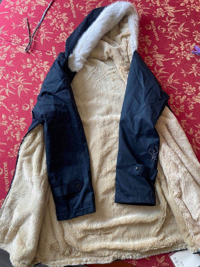 Còn đây là món hàng thực tế anh chàng nhận được