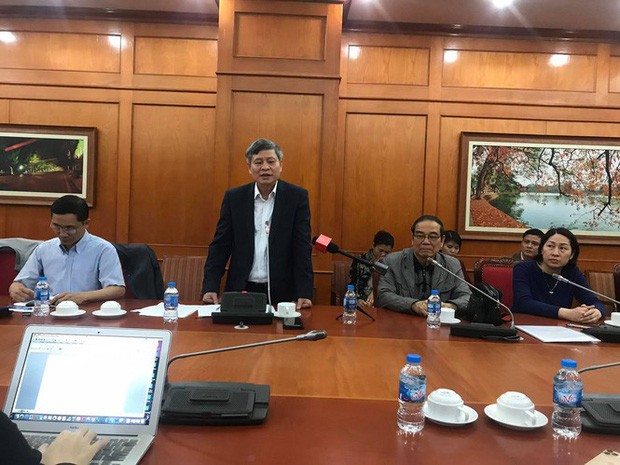 Thứ trưởng Phạm Công Tạc chia sẻ tại buổi làm việc. Ảnh: Nguyễn Hoài Thứ trưởng Phạm Công Tạc chia sẻ tại buổi làm việc. Ảnh: Nguyễn Hoài