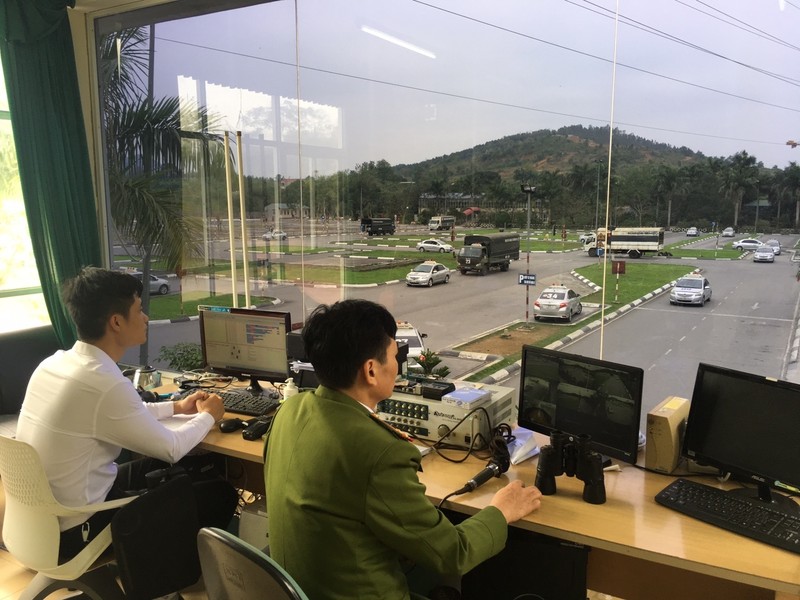 Hơn 100 xe ô tô tập lái hoạt động hết công suất tại Trung tâm Đào tạo và sát hạch lái xe trường Đại học PCCC (địa chỉ tại huyện Lương Sơn – Hòa Bình). Ảnh: Hoàng Hiệp Hơn 100 xe ô tô tập lái hoạt động hết công suất tại Trung tâm Đào tạo và sát hạch lái xe trường Đại học PCCC (địa chỉ tại huyện Lương Sơn – Hòa Bình). Ảnh: Hoàng Hiệp