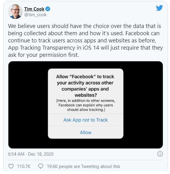 Dòng tweet của Tim Cook trên Twitter. Dòng tweet của Tim Cook trên Twitter.