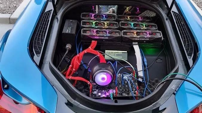 Dàn máy đào ETH trong siêu xe BMW i8. Dàn máy đào ETH trong siêu xe BMW i8.