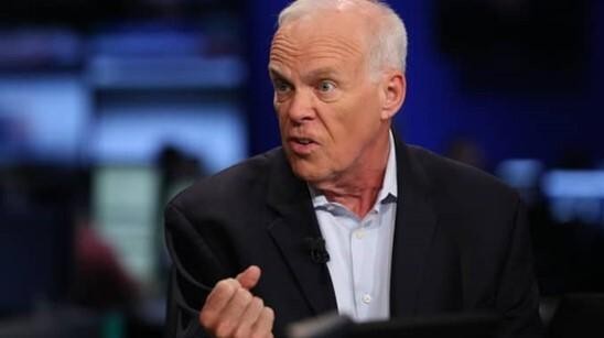John Hennessy từng cảnh báo những hậu quả tiềm ẩn của AI. Ảnh: CNBC.