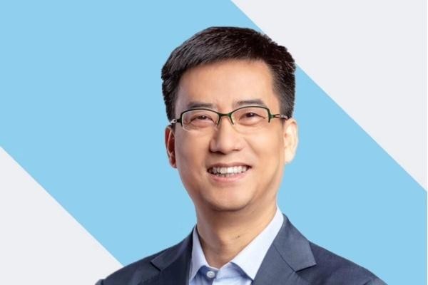 Hồ Nhất Minh đảm nhận vị trí CEO Ant Group từ ngày 19/12/2019 Hồ Nhất Minh đảm nhận vị trí CEO Ant Group từ ngày 19/12/2019