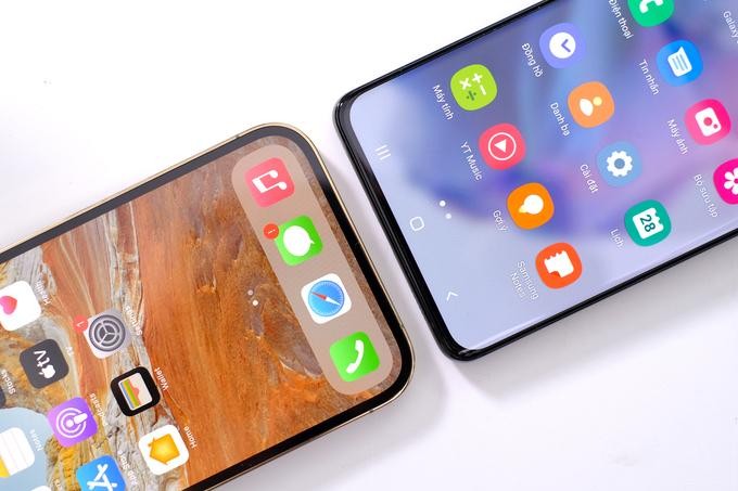 iOS và Android cùng thu thập dữ liệu người dùng ngay từ khi mở máy. Ảnh minh họa: Tuấn Hưng.