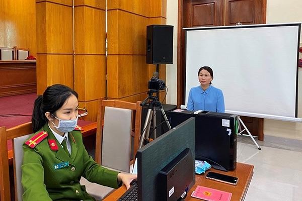 Theo kế hoạch ban đầu, Bộ Công an đặt mục tiêu cấp khoảng 50 triệu thẻ Căn cước công dân có gắn chip điện tử trước ngày 1/7. (Ảnh: haiphong.gov.vn) Theo kế hoạch ban đầu, Bộ Công an đặt mục tiêu cấp khoảng 50 triệu thẻ Căn cước công dân có gắn chip điện tử trước ngày 1/7. (Ảnh: haiphong.gov.vn)