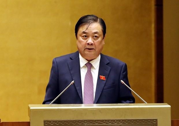 Bộ trưởng Bộ Nông nghiệp và Phát triển nông thôn Lê Minh Hoan trình bày Tờ trình về chủ trương đầu tư Chương trình mục tiêu quốc gia xây dựng nông thôn mới giai đoạn 2021-2025. (Ảnh: Phạm Kiên/TTXVN)