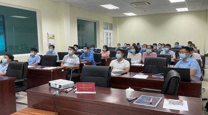 Các học viên lớp 2 khóa đào tạo nhận thức chuyển đổi số Các học viên lớp 2 khóa đào tạo nhận thức chuyển đổi số