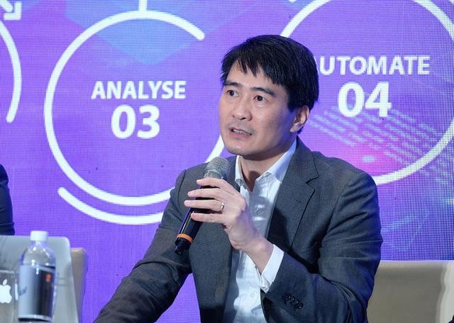 Phó cục trưởng Cục Viễn thông Bộ Thông tin và Truyền thông Nguyễn Phong Nhã Việt Nam chuyển đổi số với... cáp quang biển đứt 10 lần mỗi năm - Ảnh 2.