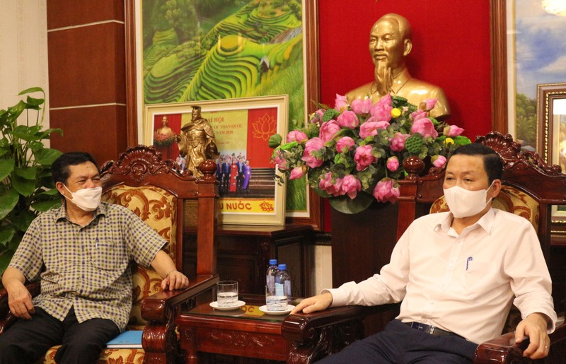 Chủ tịch Đỗ Minh Tuấn cùng Phó Chủ tịch kiêm Tổng thư ký Hội Truyền thông số Việt Nam Lê Thọ Bình Chủ tịch Đỗ Minh Tuấn cùng Phó Chủ tịch kiêm Tổng thư ký Hội Truyền thông số Việt Nam Lê Thọ Bình