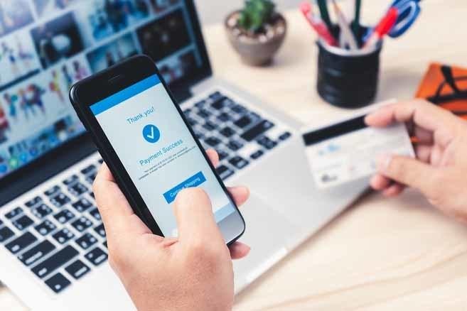 Trong các dịp nghỉ lễ, nguy cơ lừa đảo trực tuyến nhắm vào người dùng và tấn công mạng nhằm vào các hệ thống thông tin ngành tài chính - ngân hàng luôn có xu hướng tăng cao (Ảnh minh họa: Internet)