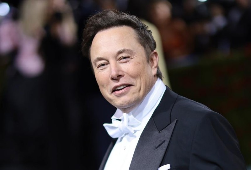 Elon Musk muốn gom thêm tiền mặt để dự phòng tình huống phải mua lại Twitter. Ảnh: Getty Images. Elon Musk muốn gom thêm tiền mặt để dự phòng tình huống phải mua lại Twitter. Ảnh: Getty Images.