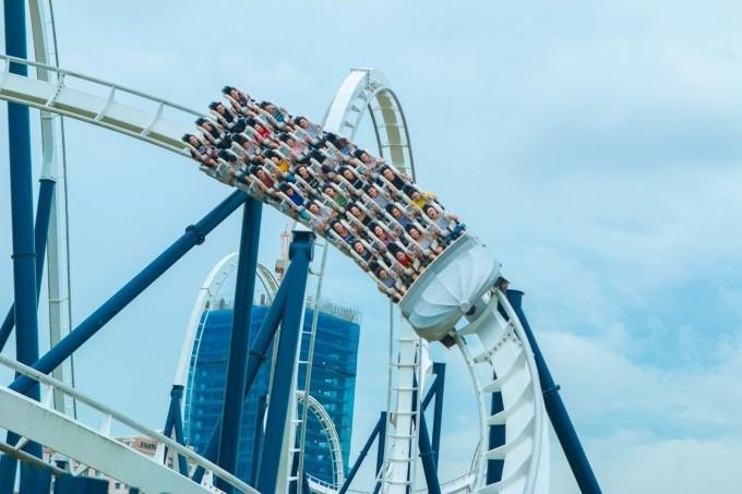 Trò chơi Phi long thần tốc trong Công viên Rồng, ở Sun World Ha Long Complex. Ảnh: Sun Group Trò chơi Phi long thần tốc trong Công viên Rồng, ở Sun World Ha Long Complex. Ảnh: Sun Group