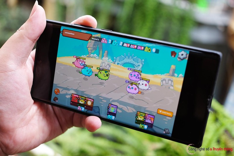 AXS là token quản trị của Axie Infinity - tựa game Blockchain do người Việt phát triển. Ảnh: Trọng Đạt AXS là token quản trị của Axie Infinity - tựa game Blockchain do người Việt phát triển. Ảnh: Trọng Đạt