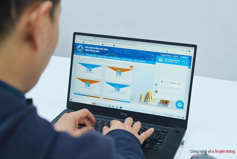Thành phố Đà Nẵng đang cung cấp cho người dân, doanh nghiệp trên địa bàn 1.801 dịch vụ công trực tuyến toàn trình, chiếm 95%.