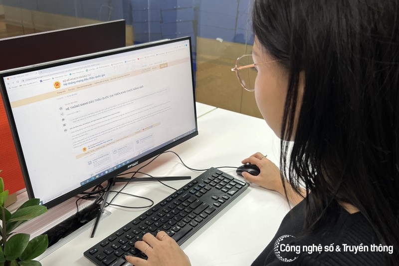 Việc bổ sung các chức năng mới dành cho nhà thầu trên hệ thống e-GP nhằm nâng cao tính cạnh tranh, minh bạch, công khai trong đấu thầu. (Ảnh minh họa) Việc bổ sung các chức năng mới dành cho nhà thầu trên hệ thống e-GP nhằm nâng cao tính cạnh tranh, minh bạch, công khai trong đấu thầu. (Ảnh minh họa)