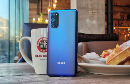 Honor View 30 Pro. Ảnh: Gizmochina Ảnh: Gizmochina