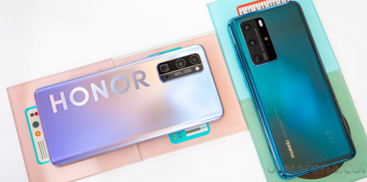 Ảnh: GSMArena Ảnh: GSMArena