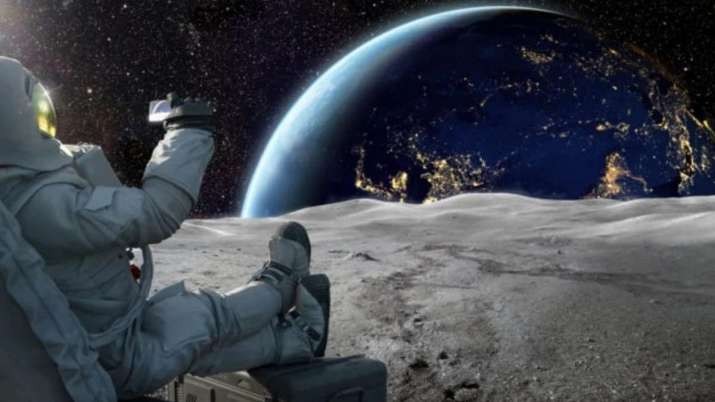 Nếu mạng 4G được thiết lập, các phi hành gia có thể gọi điện video, thậm chí là streaming tại Mặt Trăng. (Ảnh: India TV)