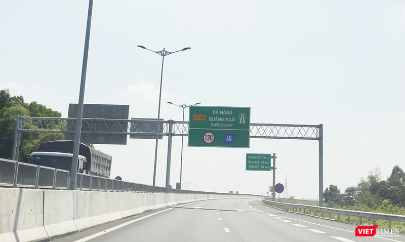 Hư hỏng trên tuyến cao tốc Đà Nẵng - Quảng Ngãi đang thu hút sự quan tâm của dư luận