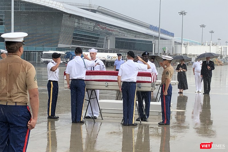 Nghi lễ được thực hiện nghiêm trang