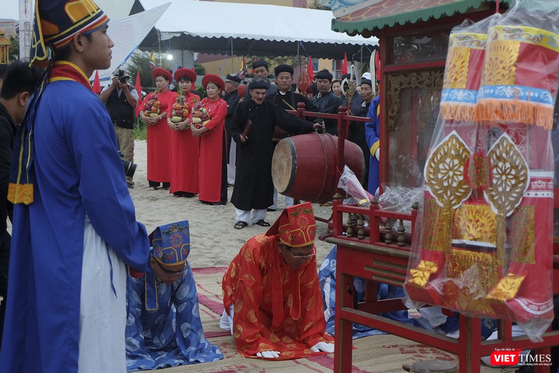Phần nghi lễ tế thần trong Lễ hội Cầu ngư Đà Nẵng năm 2019