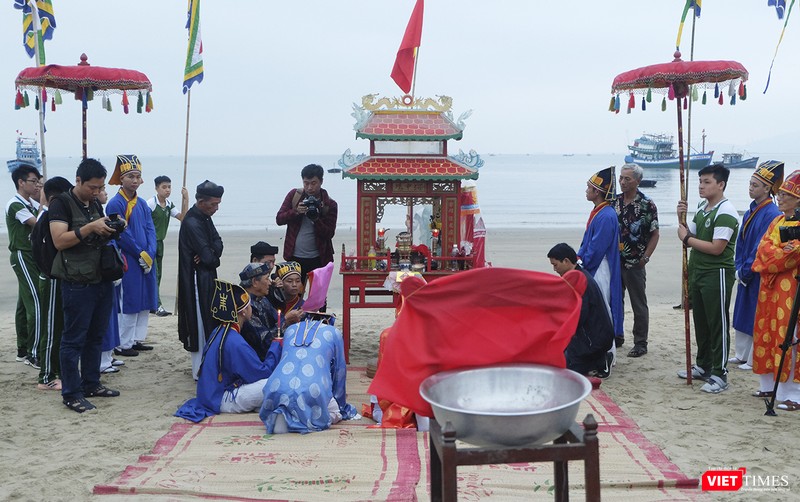 Cầu cho mưa thuận gió hòa, quốc thái dân an