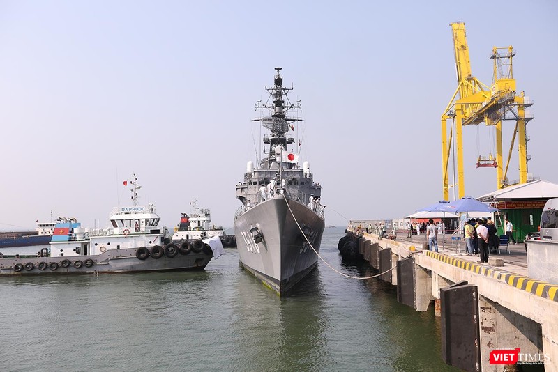 Tàu JS SETOYUKI số hiệu 3518 cập cảng Tiên Sa