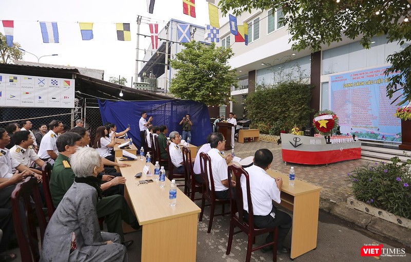 Sáng 14/3, tại Đà Nẵng, Hội Cán bộ chiến sỹ Trường Sa 83 (CQ88) tại Đà Nẵng đã tổ chức Lễ tưởng niệm 64 liệt sĩ trong trận chiến giữ đảo Gạc Ma năm 1988