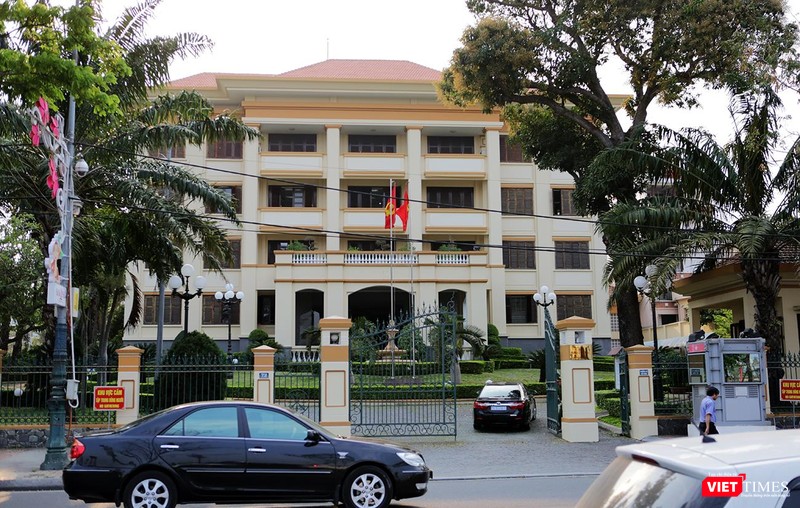 Ban Thường vụ Thành ủy Đà Nẵng kiến nghị Trung ương ra quy định thu hồi tài sản liên quan đến các vụ án tham nhũng Ban Thường vụ Thành ủy Đà Nẵng kiến nghị Trung ương ra quy định thu hồi tài sản liên quan đến các vụ án tham nhũng