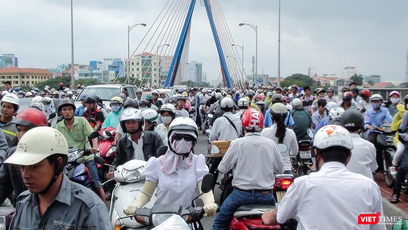 Theo dự báo của ngành GTVT Đà Nẵng, đến năm 2020, tổng nhu cầu giao thông trên toàn TP Đà Nẵng đạt trên 4,8 triệu chuyến đi/ngày đêm. Đến năm 2022 đạt khoảng 5,2 triệu chuyến đi/ngày đêm; năm 2025 trên 6,2 triệu chuyến đi/ngày đêm Theo dự báo của ngành GTVT Đà Nẵng, đến năm 2020, tổng nhu cầu giao thông trên toàn TP Đà Nẵng đạt trên 4,8 triệu chuyến đi/ngày đêm. Đến năm 2022 đạt khoảng 5,2 triệu chuyến đi/ngày đêm; năm 2025 trên 6,2 triệu chuyến đi/ngày đêm